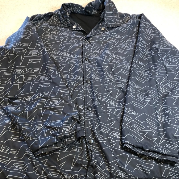XL FMF snap fron windbreaker as-is - Picture 5 of 10